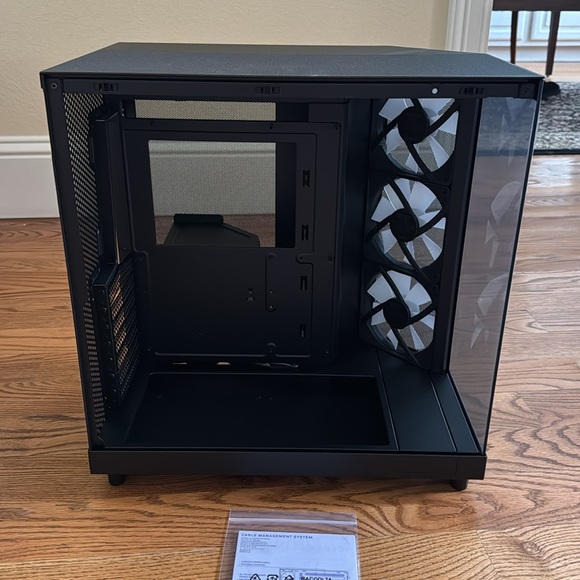 NEW NZXT H6 Flow RGB PC Case. NO GLASS DOOR INCLUDED - Picture 3 of 6